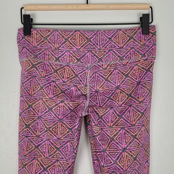 Pink Yoga Victoria's Secret Size XS Leggings Geometric Pink Orange Gray - Picture 5 of 12